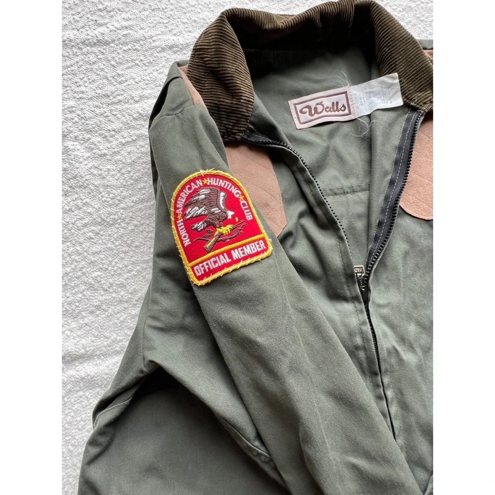 Walls vintage olive